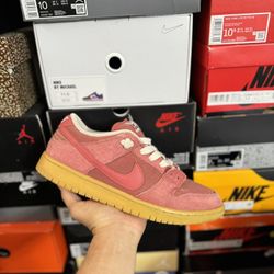 Nike SB Dunk Low Adobe size 9.5 USED But Clean