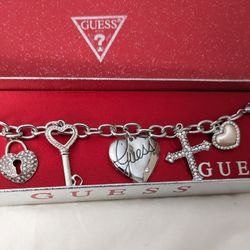 Guess Charm Bracelet 