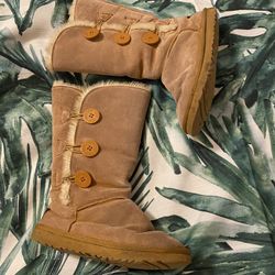 UGG Boots Size 6