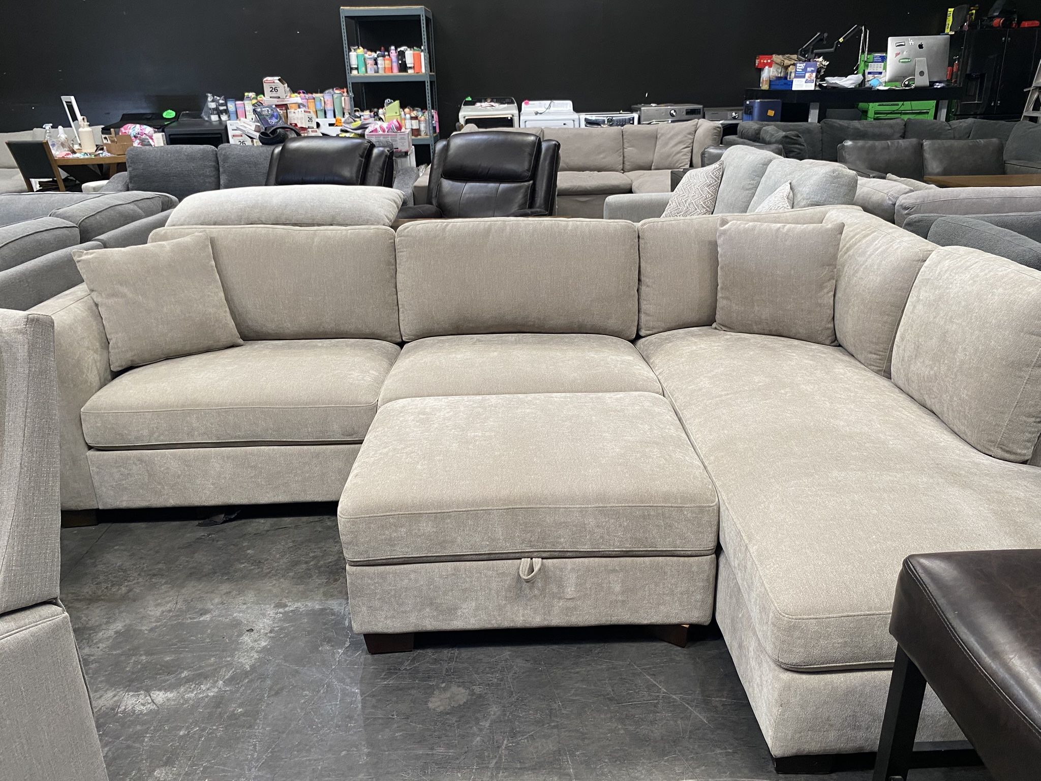 Thomasville Light Grey Fabric Sectional With Storage Ottoman   