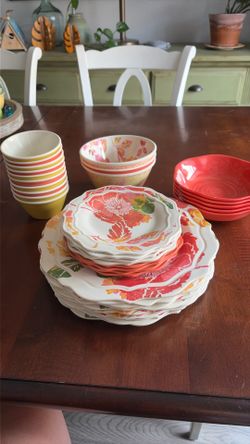 Threshold Melamine Dinner & Snack plates, bowls
