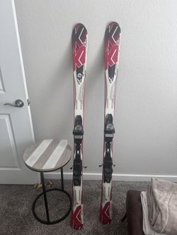 Snow skis