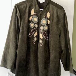 Dress Barn Size 3X Green/Brown Top w/ Embroidered Floral Accent - PERFECT COND.