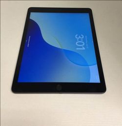 Apple iPad 7  and iPad 8