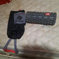 New Balance Foam Roller & Carrying Bag