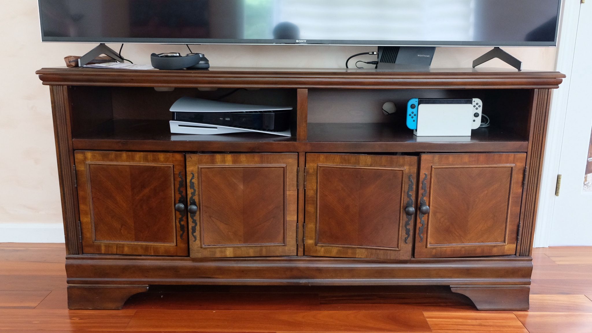 TV Stand