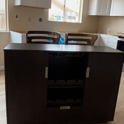 Beautiful Dark Wood Bar 2 seats included