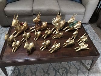 Christmas Reindeer Gold Paper Mache’