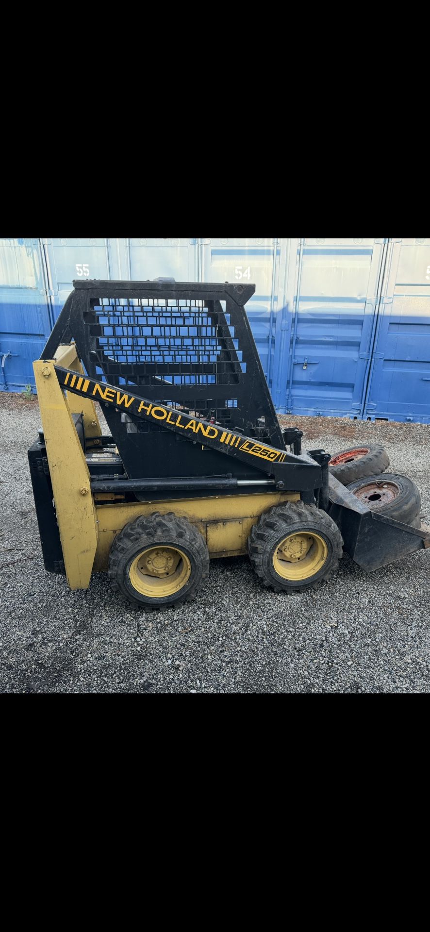 New Holland Skid Steer