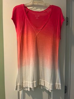Women’s XL tee shirts