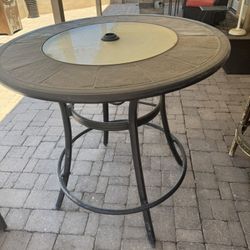 Counter Height Table And Chairs (4)