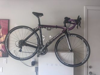 Orbea Diva Carbon Women’s Road Bike – Ultegra – Reynolds Wheels – $895 OBO