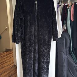 Long Sleeve Fluffy Jacket/robe For Women With Zipper/black Size XL