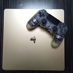 // PlayStation-4  Slim 1-TB ( Gold Edition ) \\ Excellent Working Condition & Appearance.  $180 O.b.o!