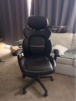 Gaming chair