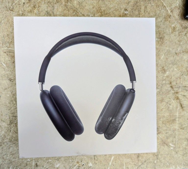 Airpods Max USB-C New In Box