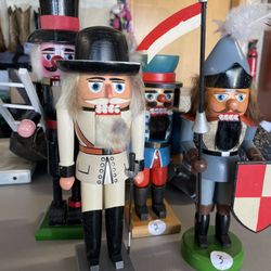 Lot Of 4 Nutcrackers 