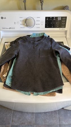 Kids size 4T shirts