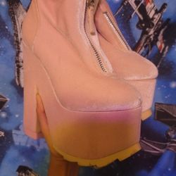 YRU 70s disco style 6” high platform rubber sole pink velvet ankle boots 