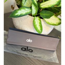 Alo Light brown headband