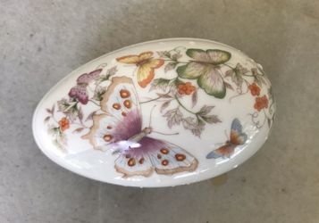 Vintage fine porcelain egg shaped trinket