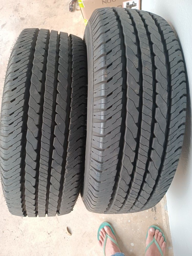 Tires LT285/75/r16