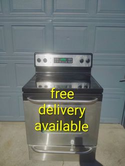 GE Stainless Steel Glass Top Electric Range – 30" – Excellent Condition