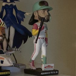 Tatis Bobble Head Flipping Bat