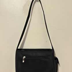 Basic Black Messenger Bag 