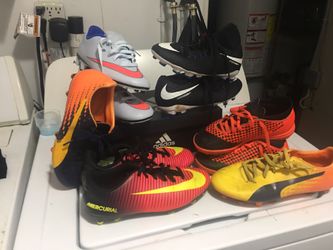 Soccer cleats kids. Size. 5. 51/2. 6-1/2 and 13kids indoor