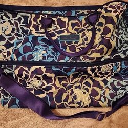 Vera Bradley Large Vinyl Tote OVERNIGHT TRAVEL BAG ZIPPER STRAP EXCELLENT!