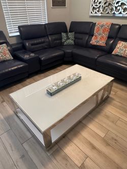 Coffee table acabado en blanco y silver