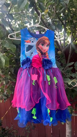 Girl dress size M 5/6