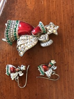 Christmas brooch with matching earrings