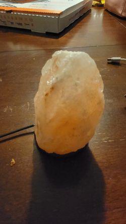 Natural Pink Himalayan Crystal Rock Salt Lamp CE Certified Electric Plug and Bulb

