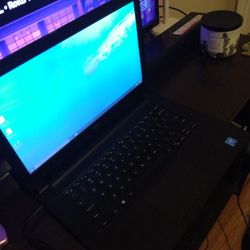 DELL Inspiron Como Nueva