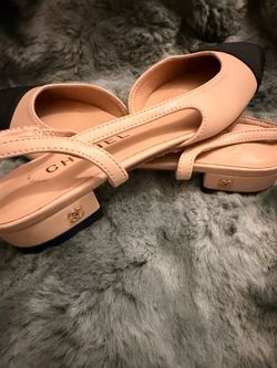 women’s shoes