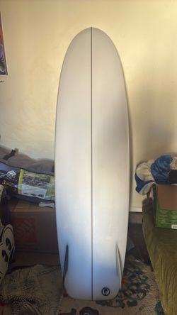 6’8” EC midlength surfboard