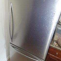 Mora Refrigerator 