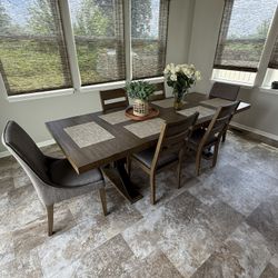 LENNOX LADDERBACK DINING TABLE AND CHAIRs