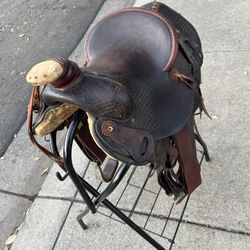 Horse Saddle 14"