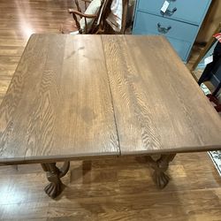 Antique Quarter Sawn Soild Oak Dining Table Clawfoot Table.