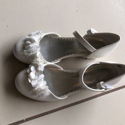 Girl Shoes White Smart Fit Size 1.5