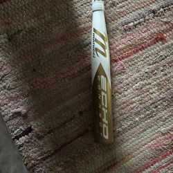 Marucci fast pitch Echo Connect DMND