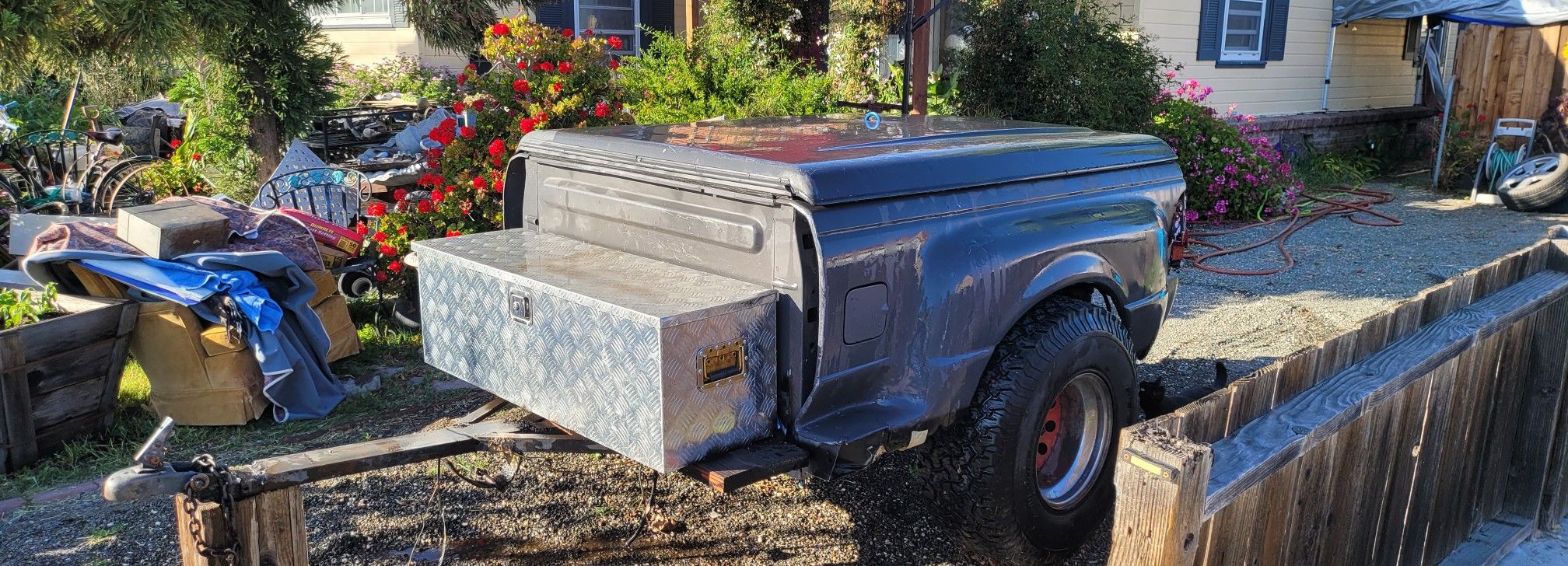 Generator/ Welder Bobcat 225G W/ Trailer