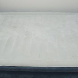 Queen Size Air Mattress 