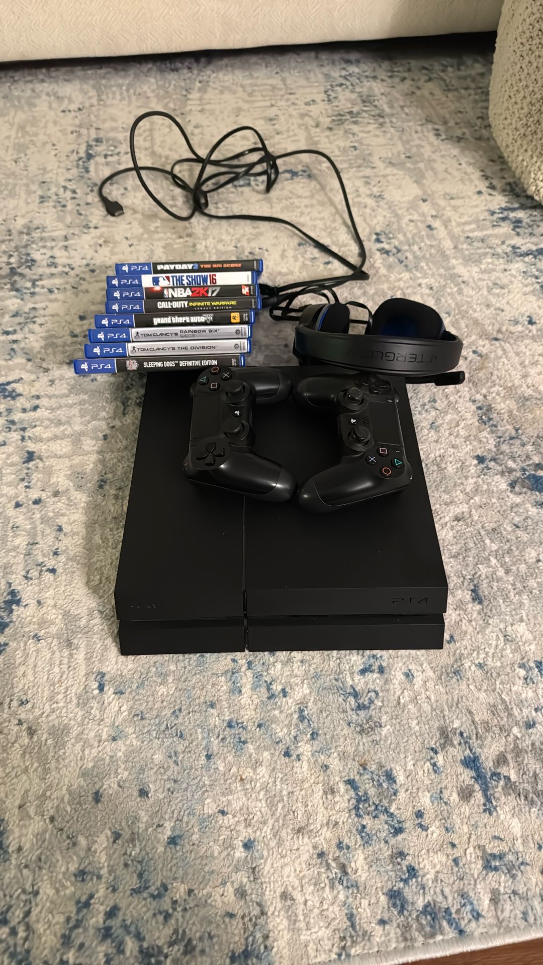 PS4