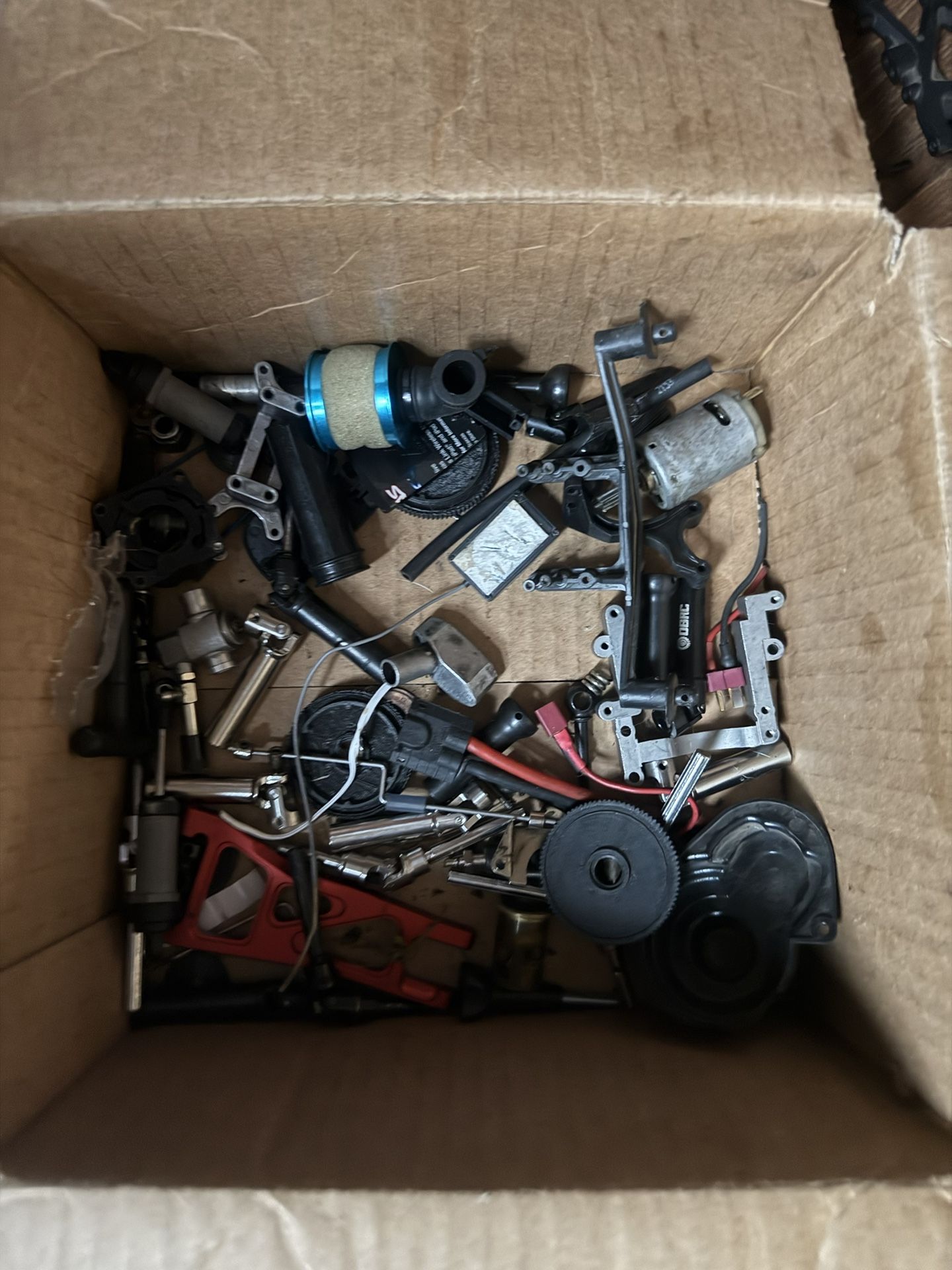 Lots of 1/10 Scale parts