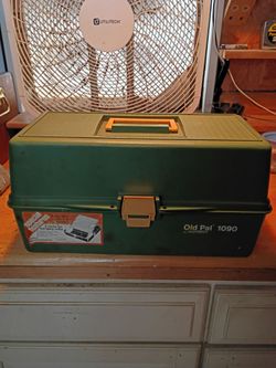 Old pal tackle box and gear in it