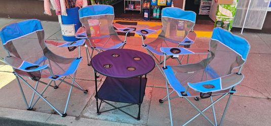Traveling Chairs with tables